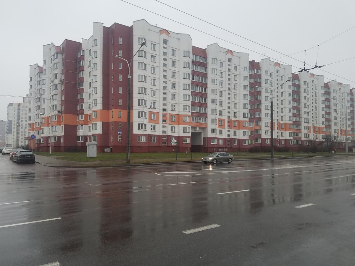 Apartment On Metro Mihalova Minsk Exteriér fotografie